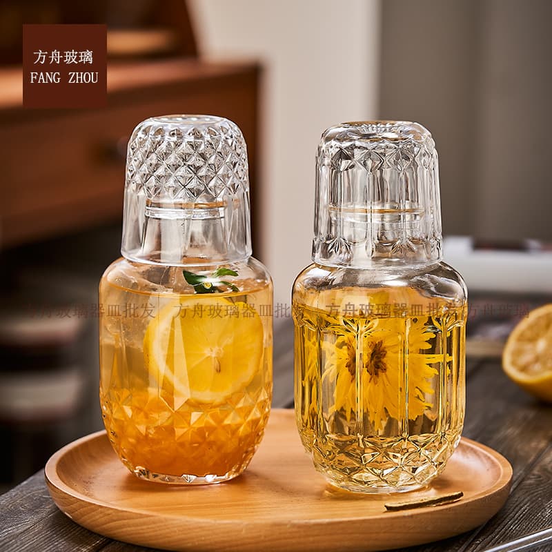 Ins-style Leisure Solo Drink Bar Juice Cold Drink Cup, Foreign Wine Glass Creative Embossed Glass Bottle Dispensing Decanter