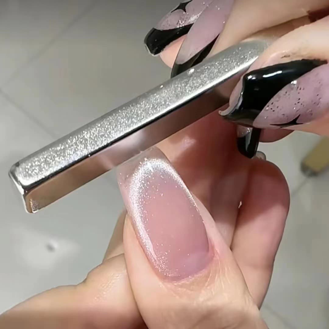 Nail Art Extension Thickened Super Strong Long Strip Magnet Crystal Cat Eye Nail Polish Gel Special French Wide Cat Eye Gradient