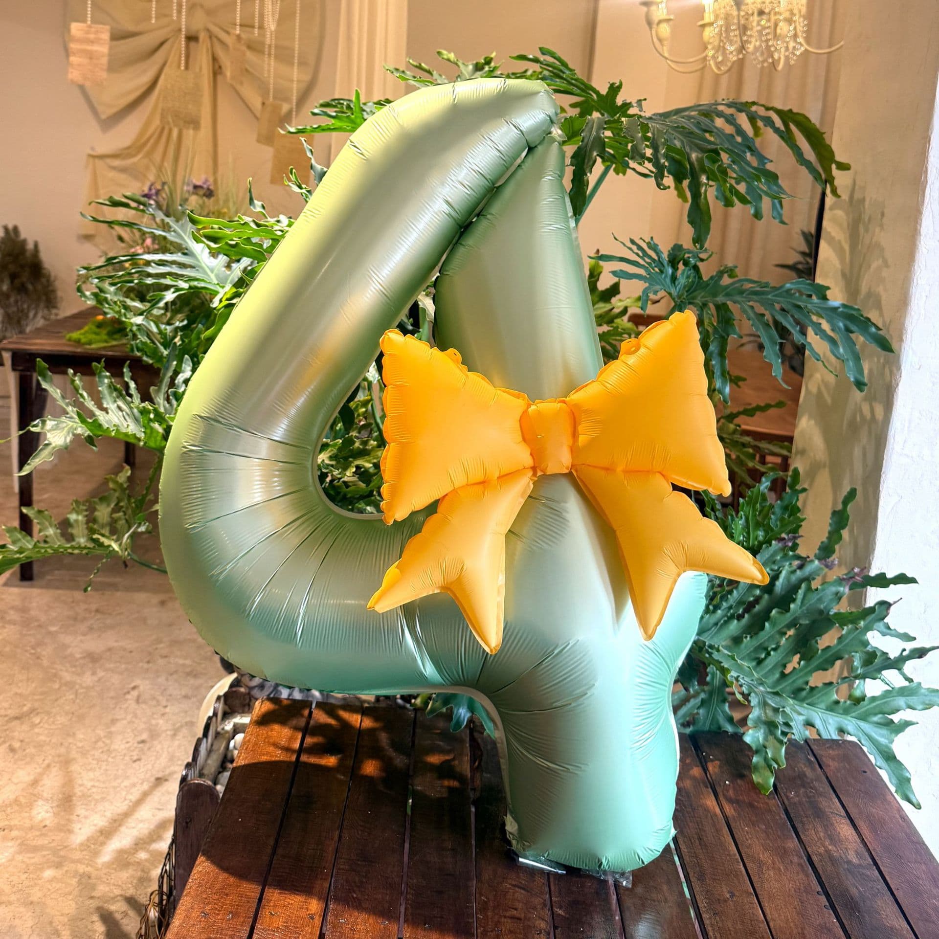 Summer Green Number Bow 40-Inch Aluminum Film Large Number Balloon for Birthday, Mall Events, Party, and Shop Decoration