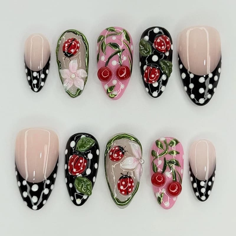 Wearable Nail Art Black and White Polka Dot French Cute Fake Nails Removable Press-On Nails 30 Pieces Wholesale