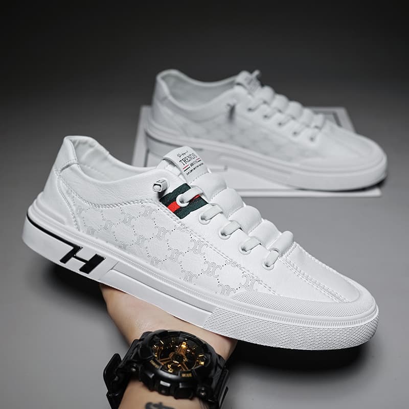 Winter Men's Shoes Breathable Versatile Sporty Small White Board Shoes Casual Leather Slip-on Trendy