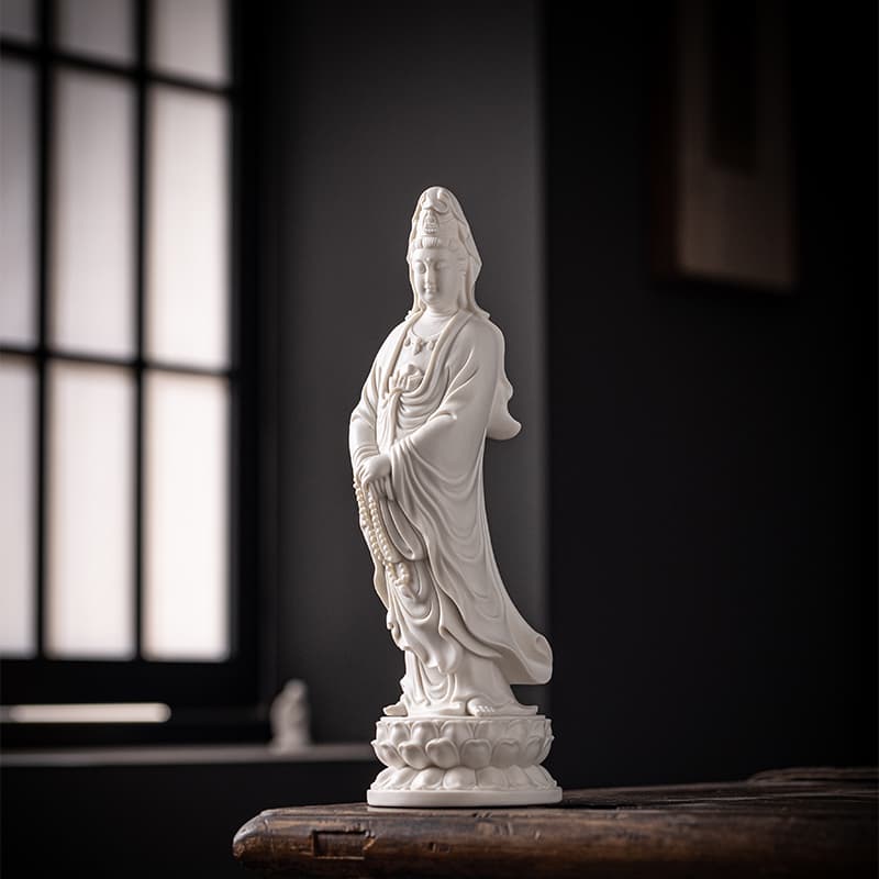 New Chinese Style Dehua White Porcelain Standing Guanyin Bodhisattva Statue Ceramic South Sea Guanyin Home Decorative Lamp Circle Ornament
