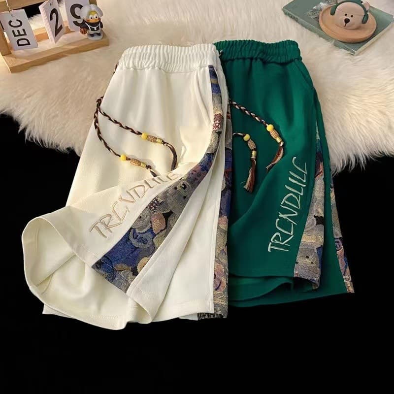 Men's Summer Shorts: New Trendy Brand Roguish and Handsome Collaborative Embroidered Sports Pants, Plus-Size Loose Straight Casual Five-Point Pants