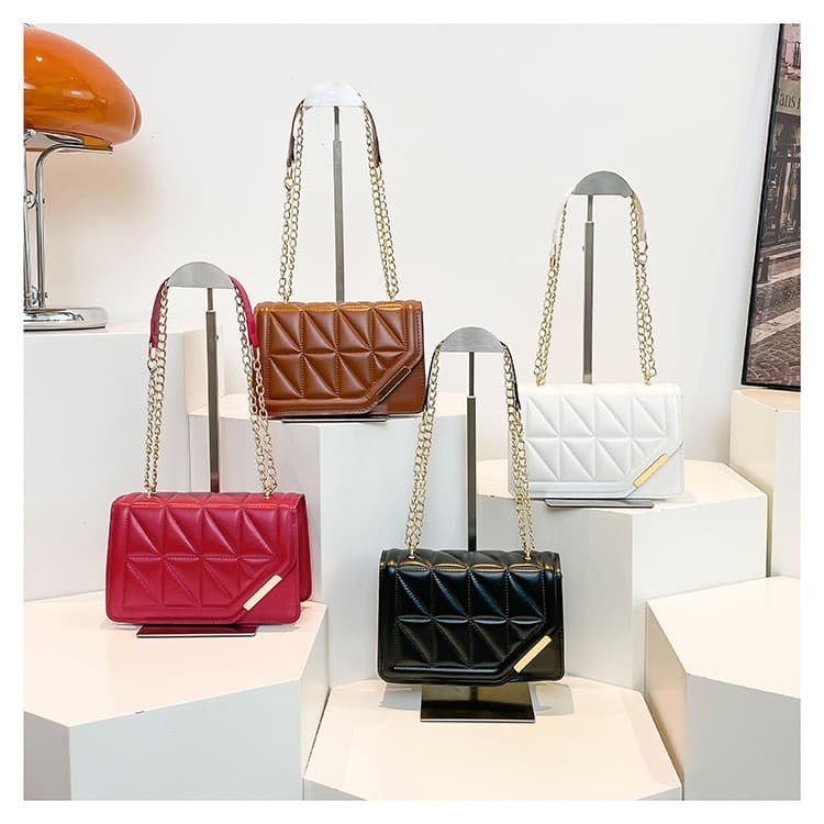 Premium Triangle Diamond Pattern Women's Bag Fashion New Chain Shoulder Bag Crossbody Bag Guangzhou Foreign Trade Small Square Coin Purse