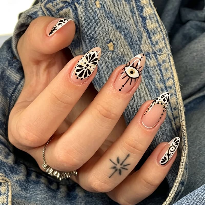 Almond Ethnic Black White Totem Evil Eye Wearable Nails Cross-Border Hot Selling Fake Nails Wholesale
