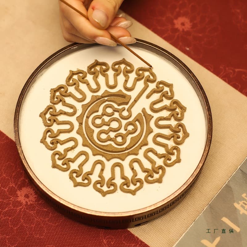Purple-copper patterned four-legged antique incense tray, brass burner for home use, compatible with 12cm incense seals.
