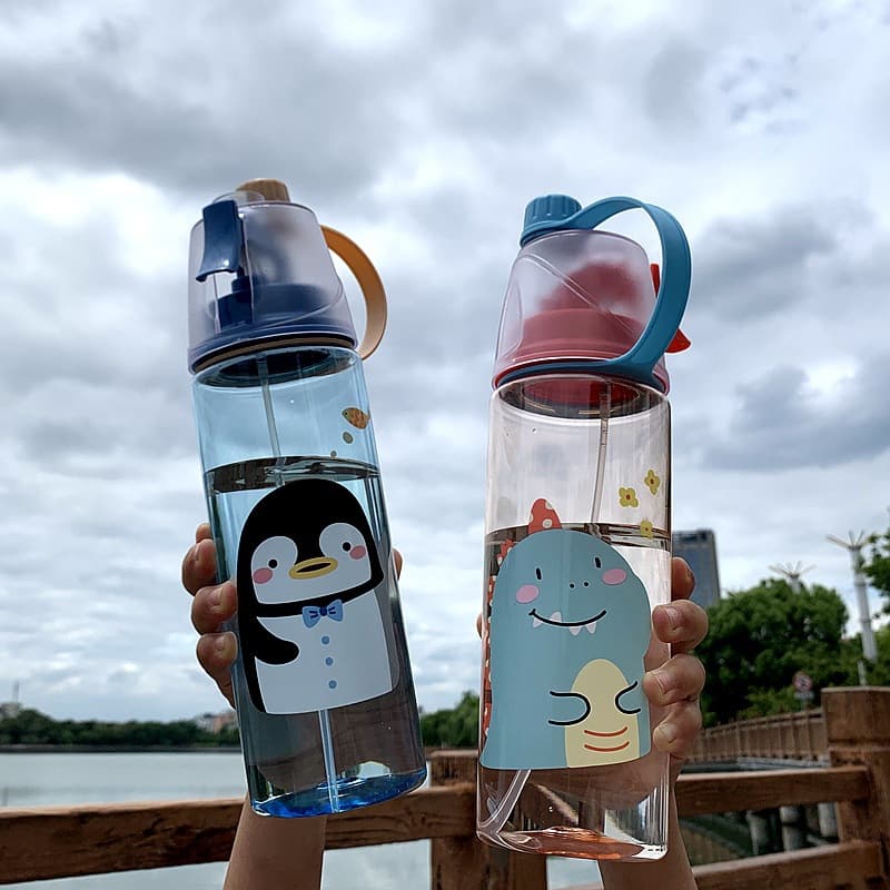 Summer spray cup, children's plastic water bottle, boys and girls, elementary school students, outdoor sports creative trendy portable cup