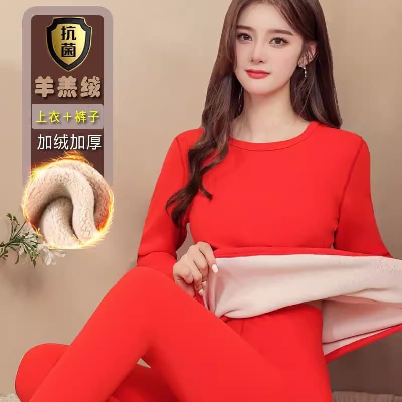 Women's thermal underwear set for those born in the Year of the Rat, thickened with fleece lining, perfect for weddings and other festive occasions.