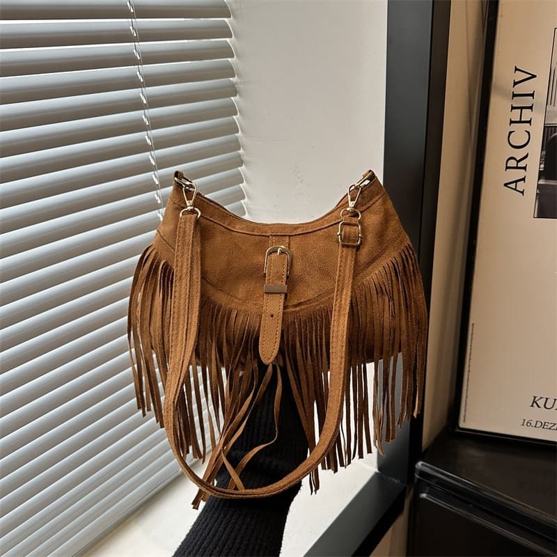 Cross-border wholesale Maillard Brown Tassel Bag 2026 Autumn New Bohemian Retro Versatile Crossbody Bag