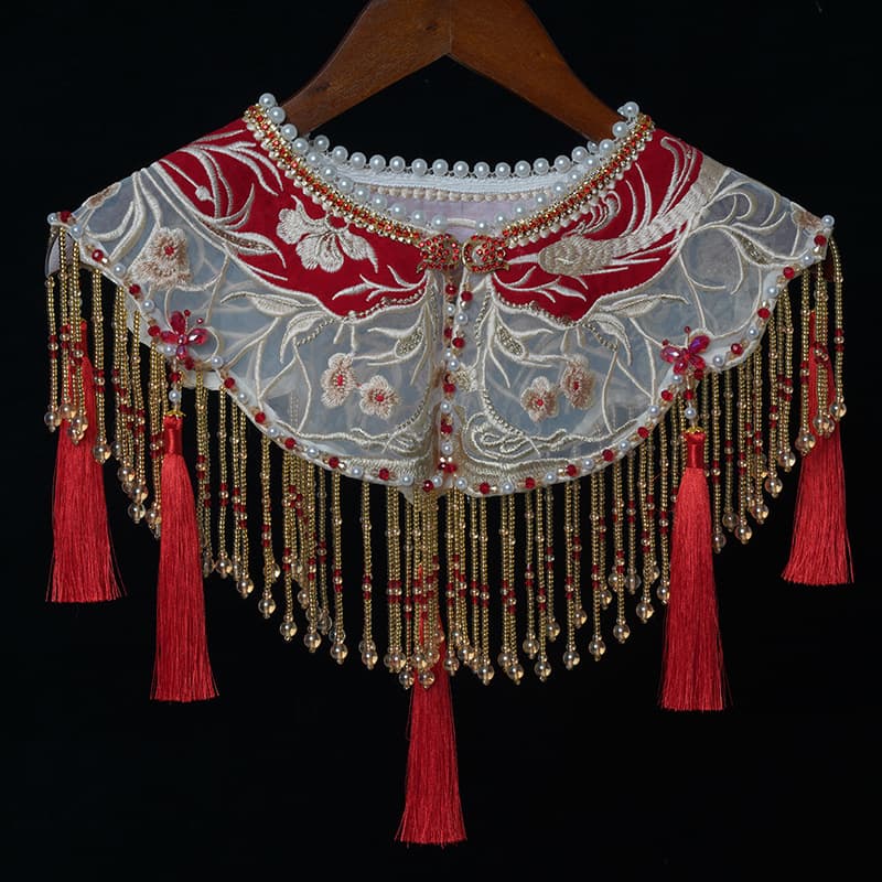 New red cloud-shoulder Hanfu, Ming Dynasty style, handmade beaded tassel shawl, pearl collar, traditional Chinese style Hanfu, horse-face skirt, cloud shoulder