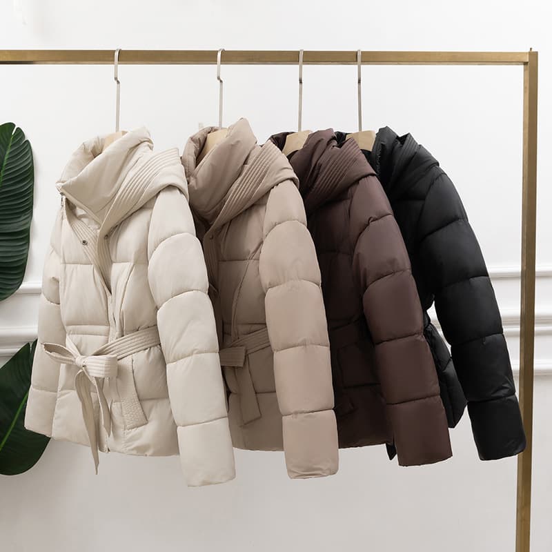 2026 New Korean Style Thick Cotton Coat for Women, Short Length, Waist-Tightening, Slim Fit, Hooded, Tie-Belt, Warm Outerwear