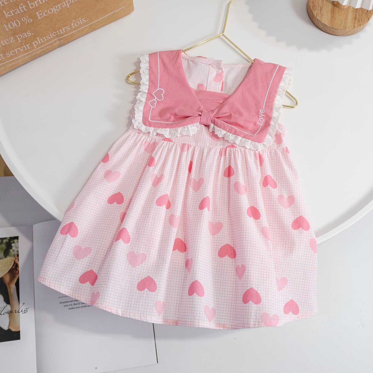 2026 New Summer Style Girls' Dress, Stylish Korean-Style Children's Clothing for Baby Girls, Heart-Shaped Dress, Cute Sleeveless Princess Dress