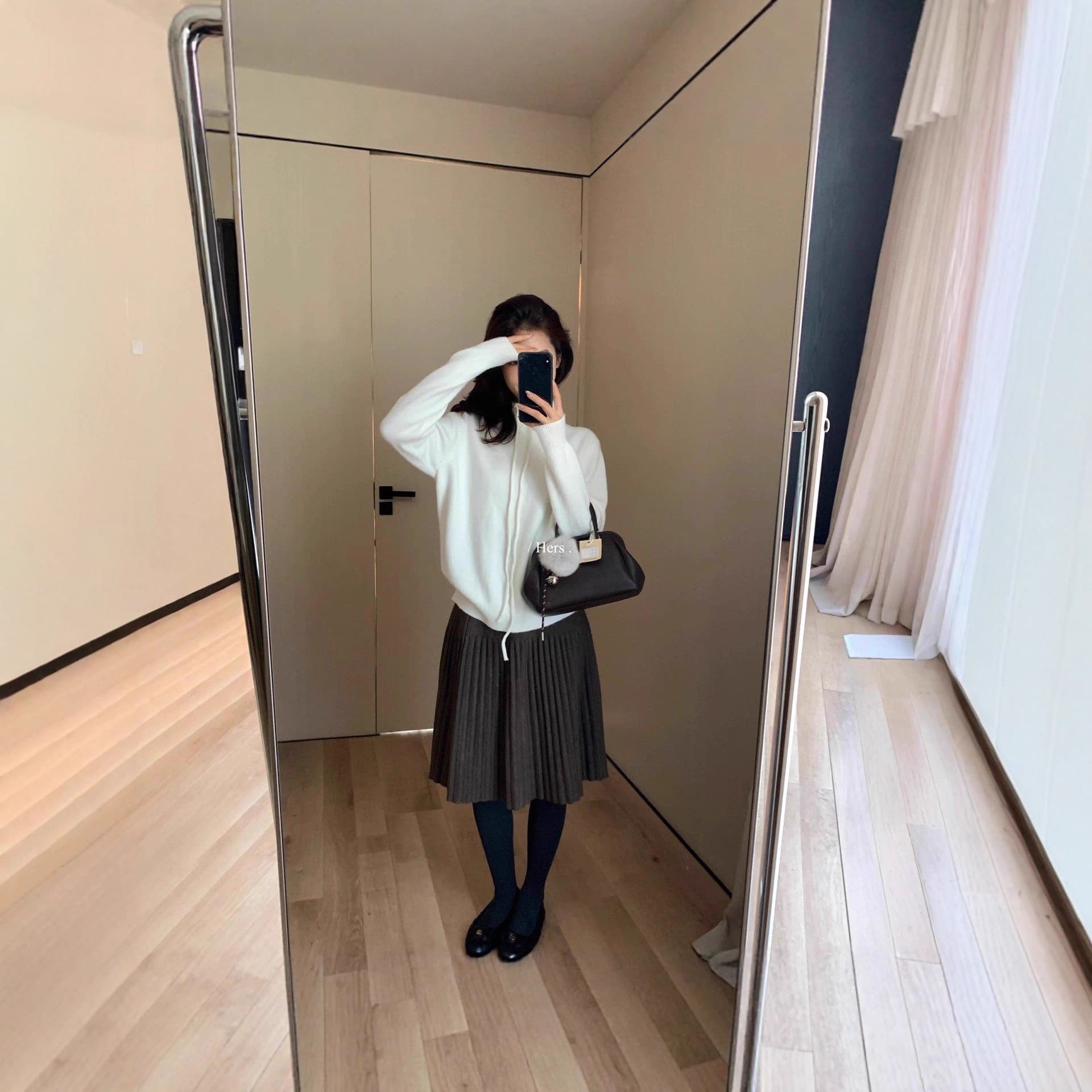 2025 Autumn/Winter Petite High-End A-Line Slimming Flowing Pleated Midi Skirt for Women Korean-Style Knitted Skirt