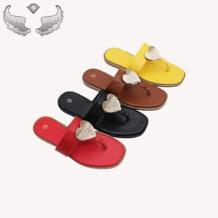 Wholesale High Quality Shoes Factory Direct New Fashion Flat Lightweight Women's Slippers