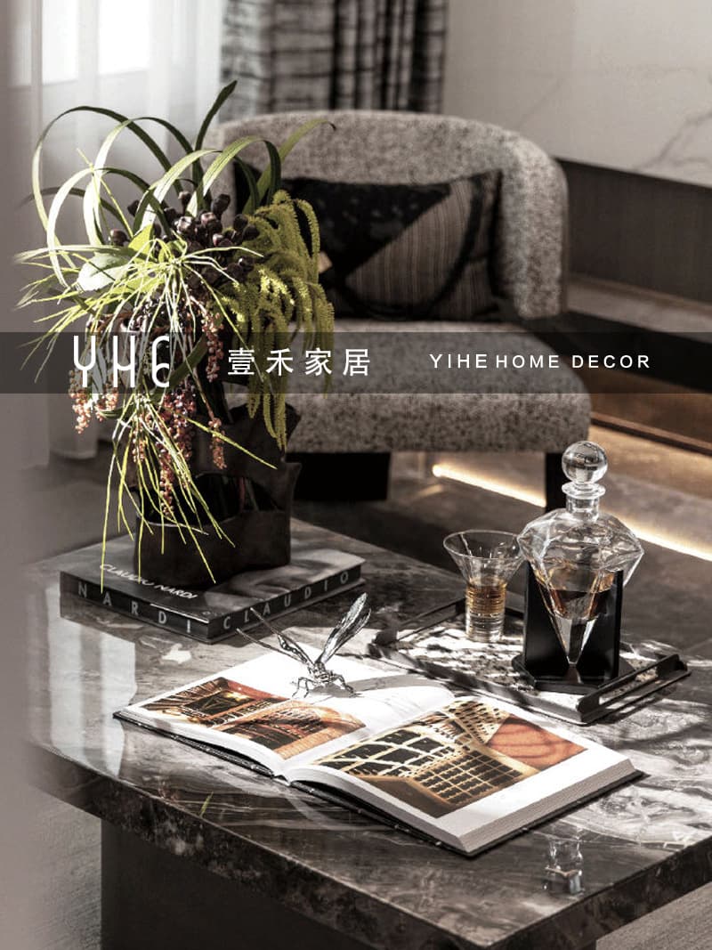 Modern light luxury style model room living room coffee table desktop accessories product combination set wine bottle book tray