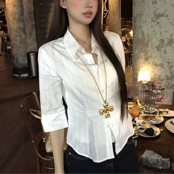 Old money style white mid-sleeve shirt for women in spring and summer, relaxed sense, high-intelligence slim cardigan shirt, thin top