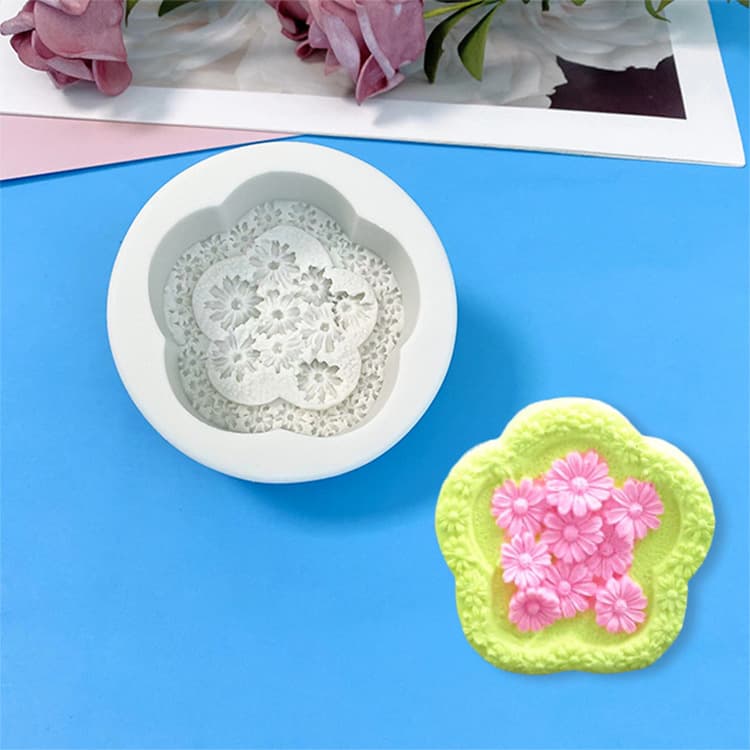 Fondant Cake Chocolate Decoration Baking Tool - DIY Handmade Soap Self-Made Flower Shape Soap Liquid Silicone Mold