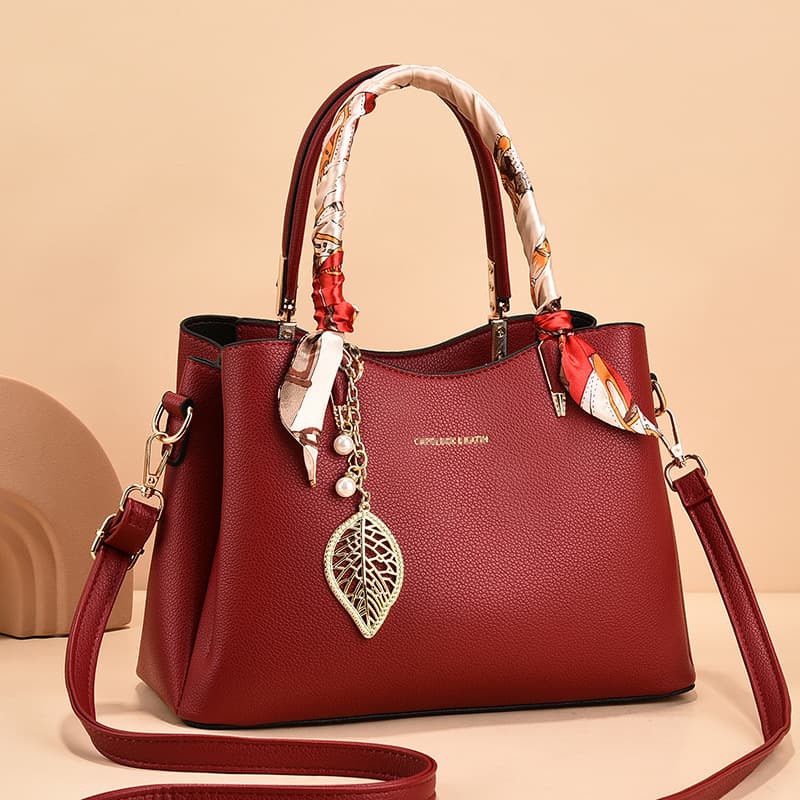 Women's Bag Bride Bag Elegant Large Capacity Handbag 2025 New Fashion Single Shoulder Red Crossbody Bag Trendy