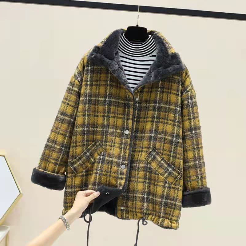 Women's fashionable fleece-lined cotton coat, slimming and flattering, thick and warm, perfect for mothers.