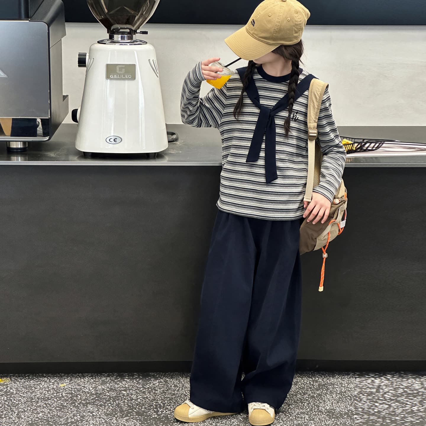 Girls' shawl top suit 2026 autumn new children's striped top wide-leg pants big children's simple autumn clothing