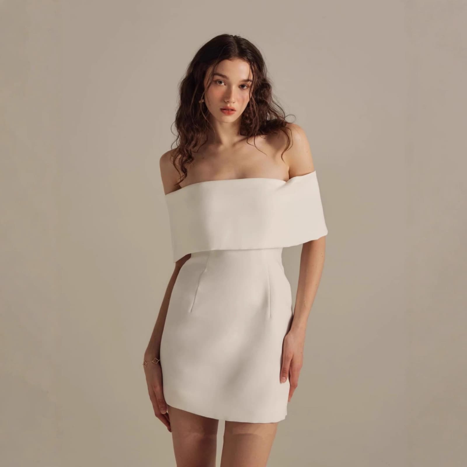 Cross-border French One-Shoulder Mini Dress for Travel Photography, Satin Light Luxury High-End Light Wedding Dress Wholesale