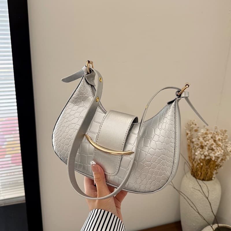 Fashionable Women's Bag 2026 New Trendy French Style Shoulder Bag Underarm Bag Elegant Textured Simple Versatile Crescent Bag