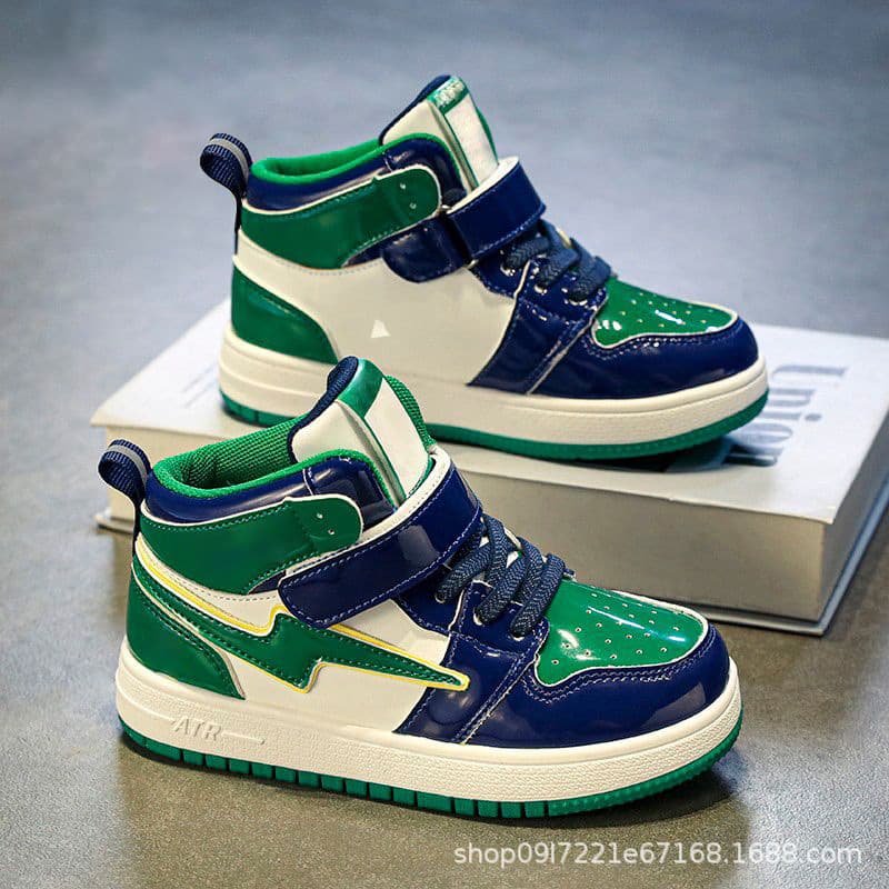 Boys' Shoes Spring/Autumn 2025 New Children's Sports Shoes Breathable Leather Girls' Fashion Skate Shoes Trendy Lightweight