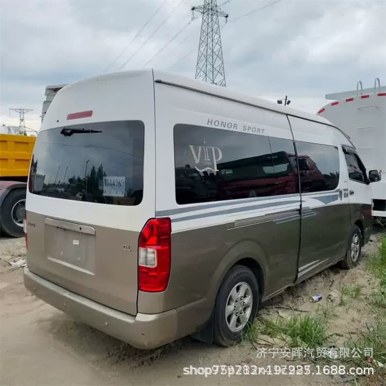 Premium Used Toyota Coaster 2013 19-23 Seats Medium Bus 6-Cylinder Engine Small and Medium-sized Bus