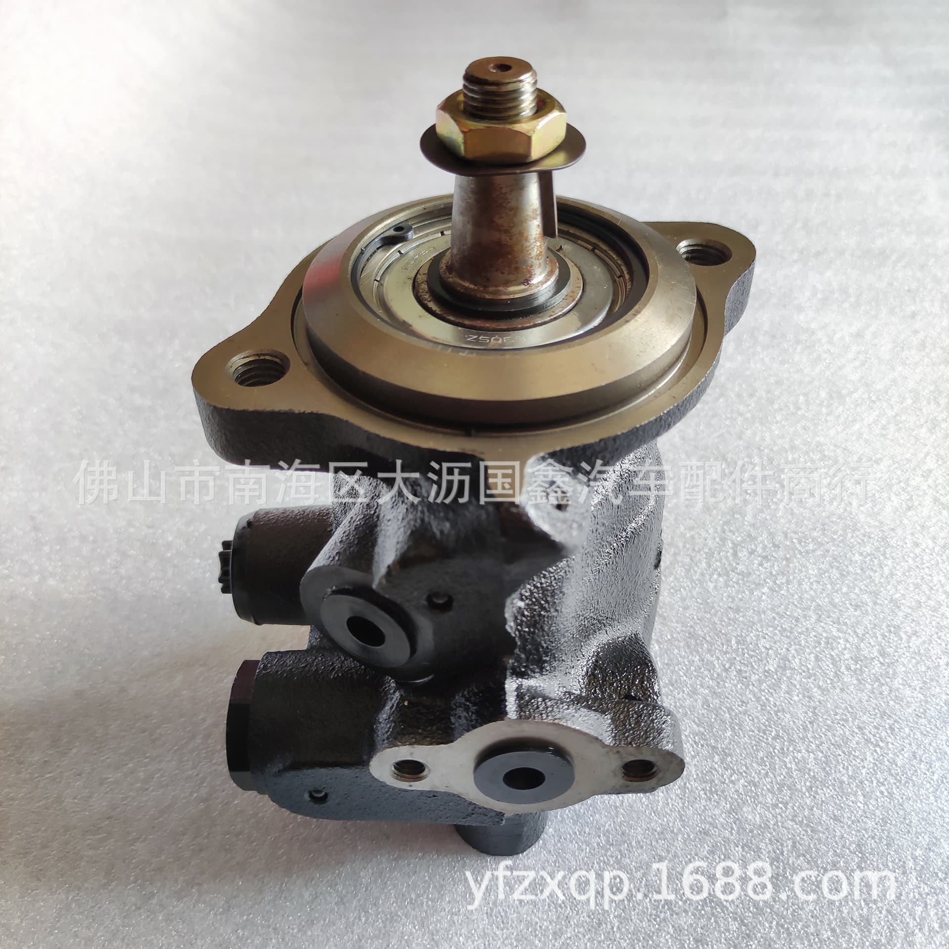 Power Steering Pump for Nissan RF8 Engine L CW520 Steering Booster Peptide Pump UD NISSAN