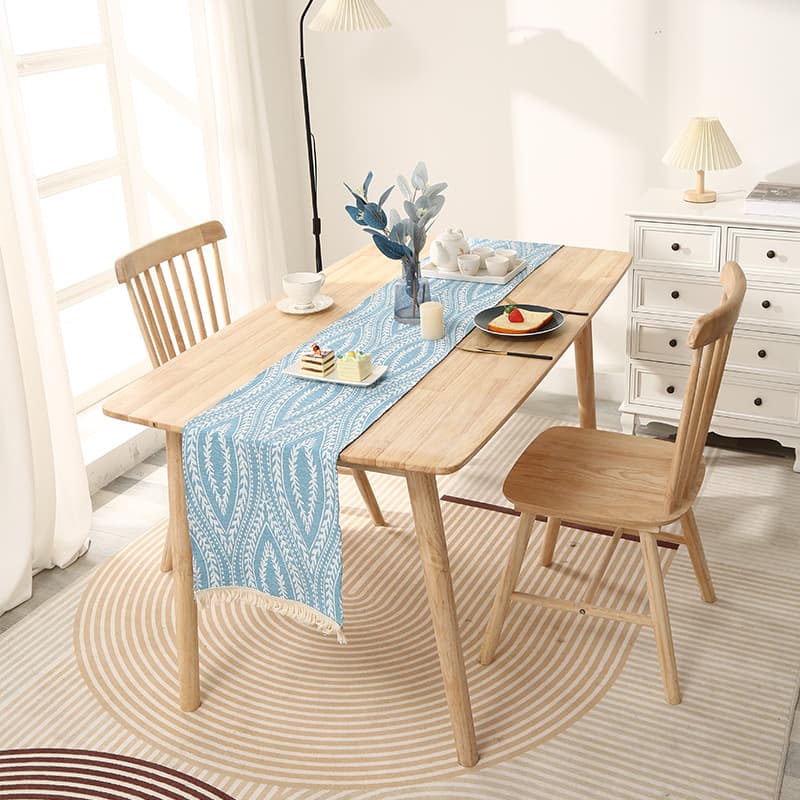 Amazon's cross-border supply of table flags, yarn-dyed jacquard tablecloths, geometric patterns, table covers, rows of fringes, American dining table fabric manufacturers