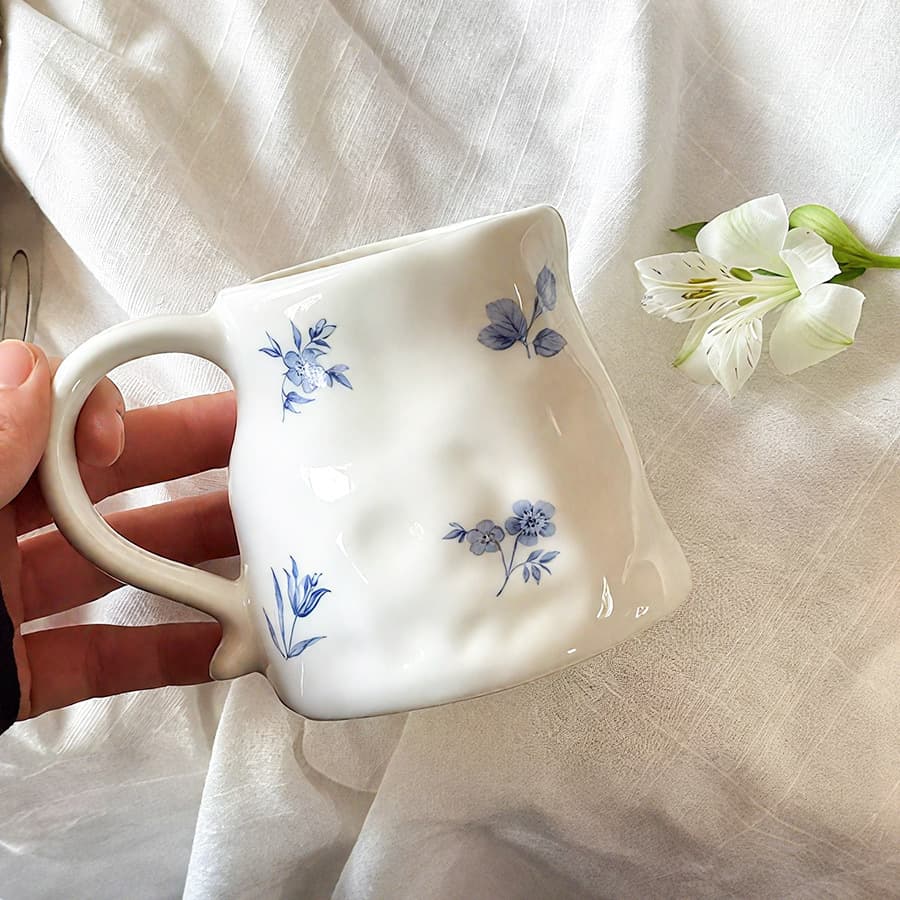 Ceramic Cup Blue Rose Creative Design Coffee Cup Breakfast Milk Cup Home Use High-End Look Light Luxury