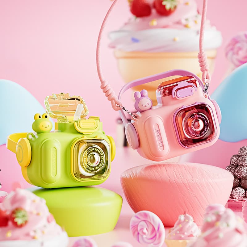 Trendy doll camera cup, good-looking plastic cup, cute food-grade tritan portable water cup for children going to school