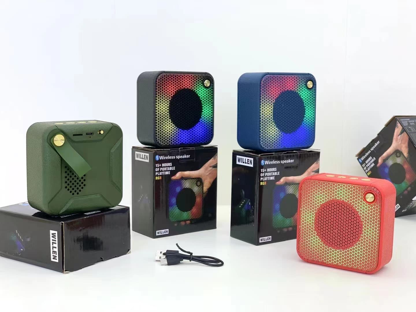 Private Model New Colorful Horse Running Light Small Audio Marshall Willen Wireless Bluetooth Audio Portable Outdoor Speaker