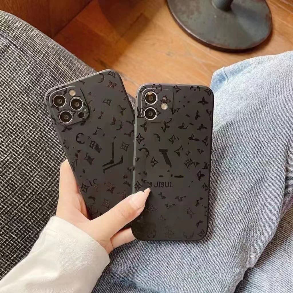 Trendy Letter Print Case for iPhone 15 Pro Max, iPhone 14/13/12 Protective Liquid Silicone Cover