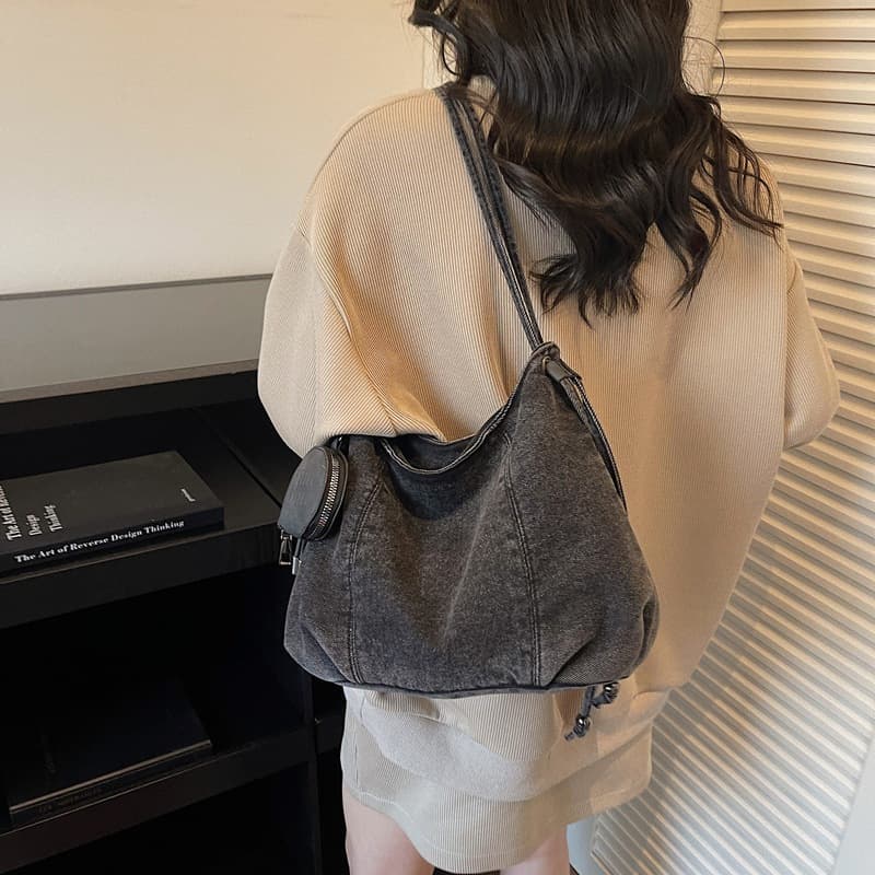 New denim shoulder bag canvas bag large capacity armpit bag tote bag versatile commuter bag casual crossbody bag