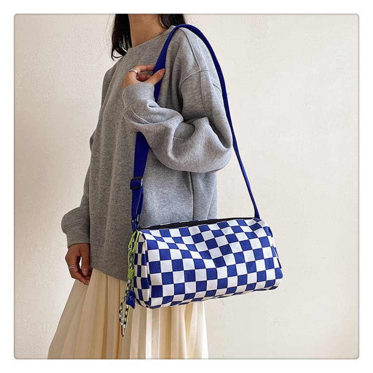 Korean-style Small Shoulder Crossbody Bag for Women, New Versatile Checkerboard Casual Bag, Large-Capacity Boston Bag