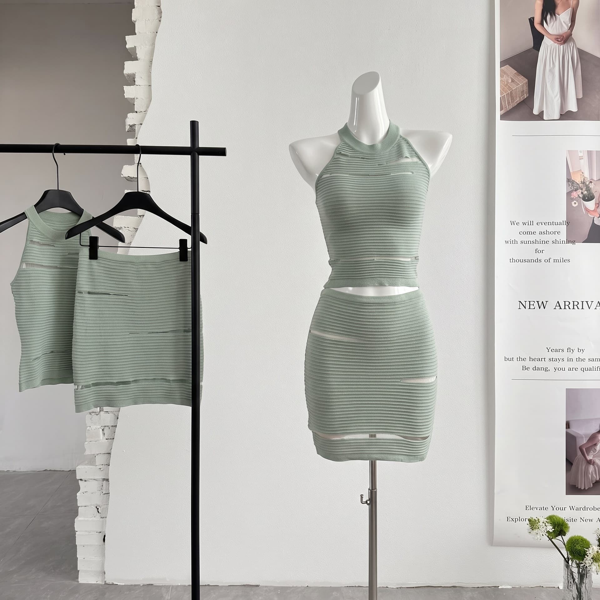 Simai Paris Love Letter Set Women's Sleeveless Halter Neck Camisole Top and Skirt Two-Piece Short Skirt Set