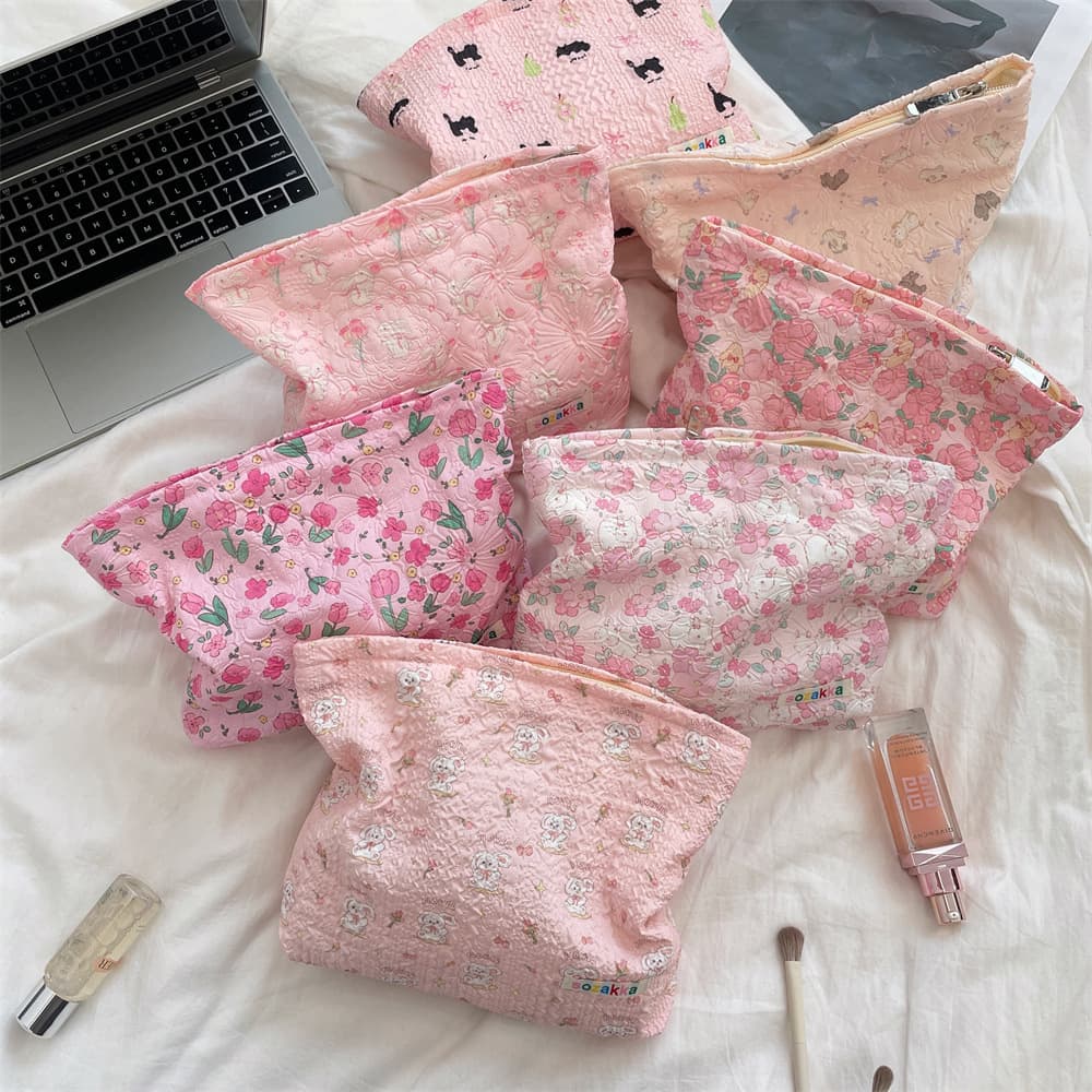 4862 Embossed Cartoon Cosmetic Bag Gentle Wind Storage Bag Large Capacity Portable Travel Skin Care Toiletries Bag