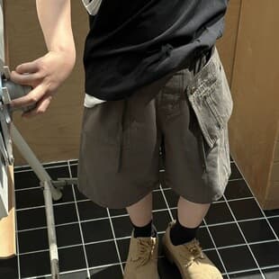 Boys' Trendy Cargo Shorts Military Green Enzyme Washed Cotton Children's Shorts 2026 Summer Style Detachable Fashion