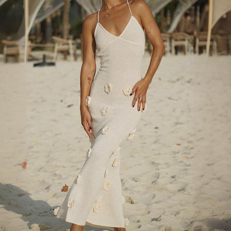 Cross-border European and American fashion new suspender skirt sexy dress three-dimensional flower knitted backless strappy long skirt