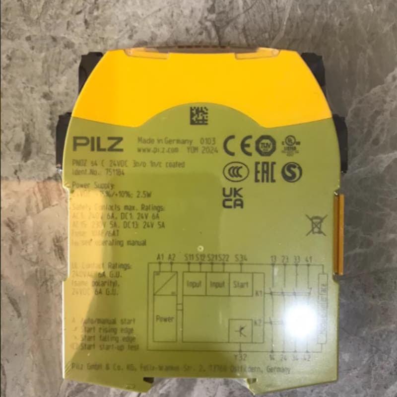 PILZ 751184 PNOZ s4 C 24VDC 3 n/o 1 n/c coated relay