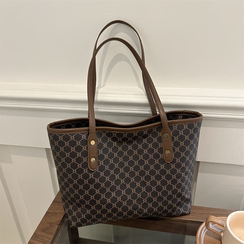 Simple Fashion Large Capacity Bag Women's 2024 Autumn and Winter New Fashionable Tote Bag Commuter Large Capacity Portable Shoulder Bag