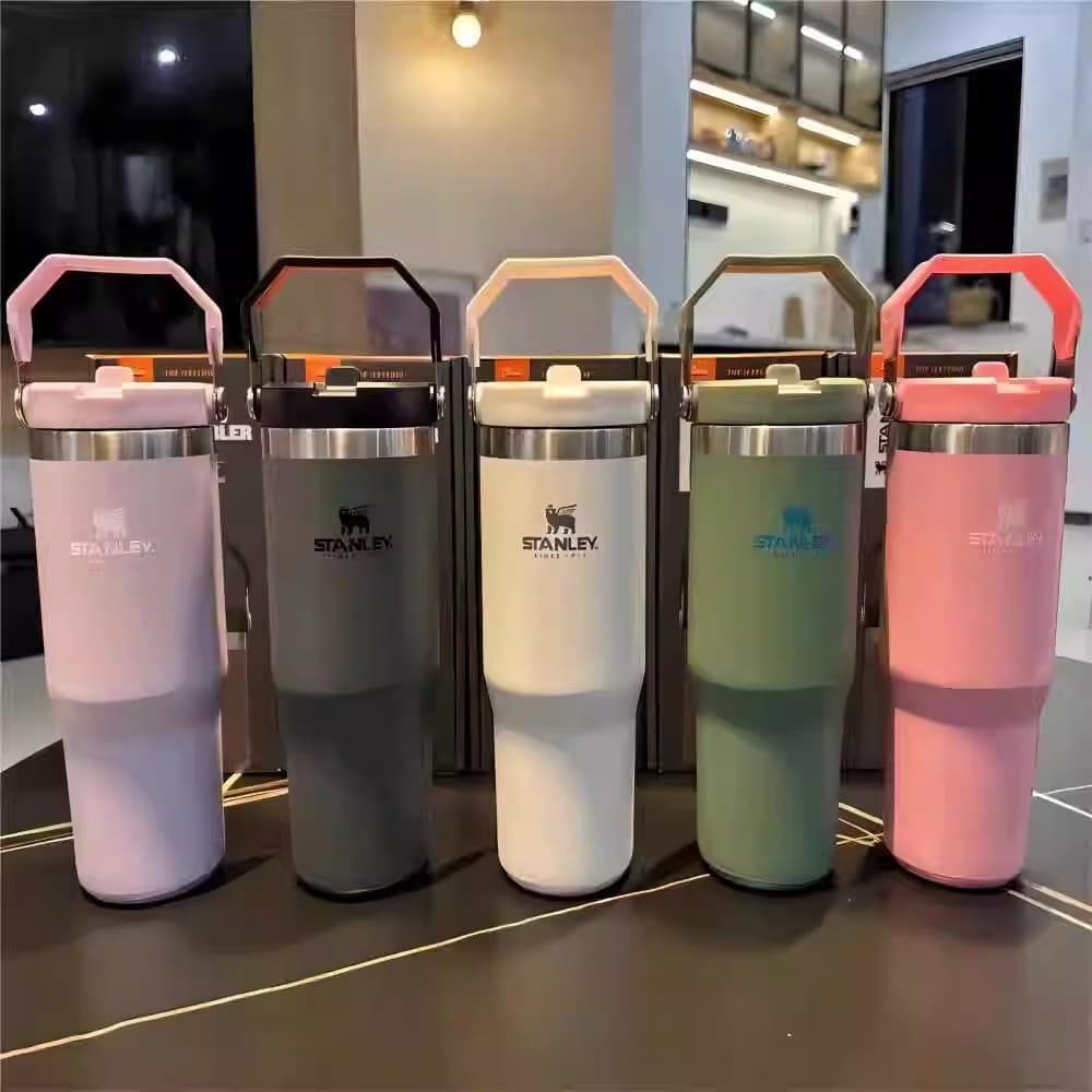 Popular portable model STANLEY Stanley 2nd generation 30OZ stainless steel heat preservation and ice preservation home car portable cup