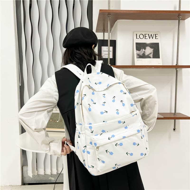Floral backpack for female junior high school students, forest style, Japanese style, fresh style, school bag for junior and high school students, beautiful girl backpack
