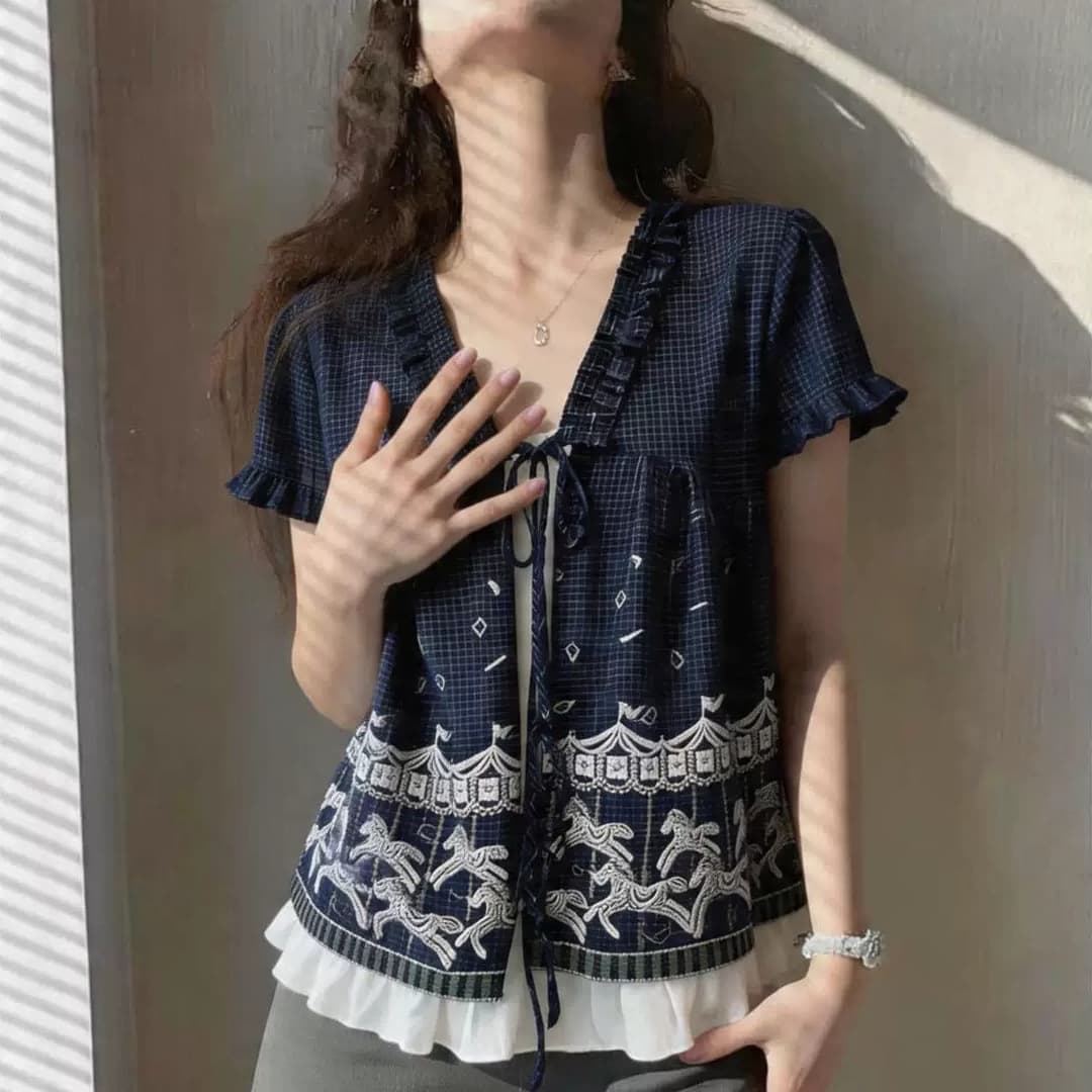 Plus Size 300 lbs Fake Layering V-Neck Short Sleeve Blouse for Women Summer Loose Fit Plus Size Tummy-Hiding Unique Stylish Top