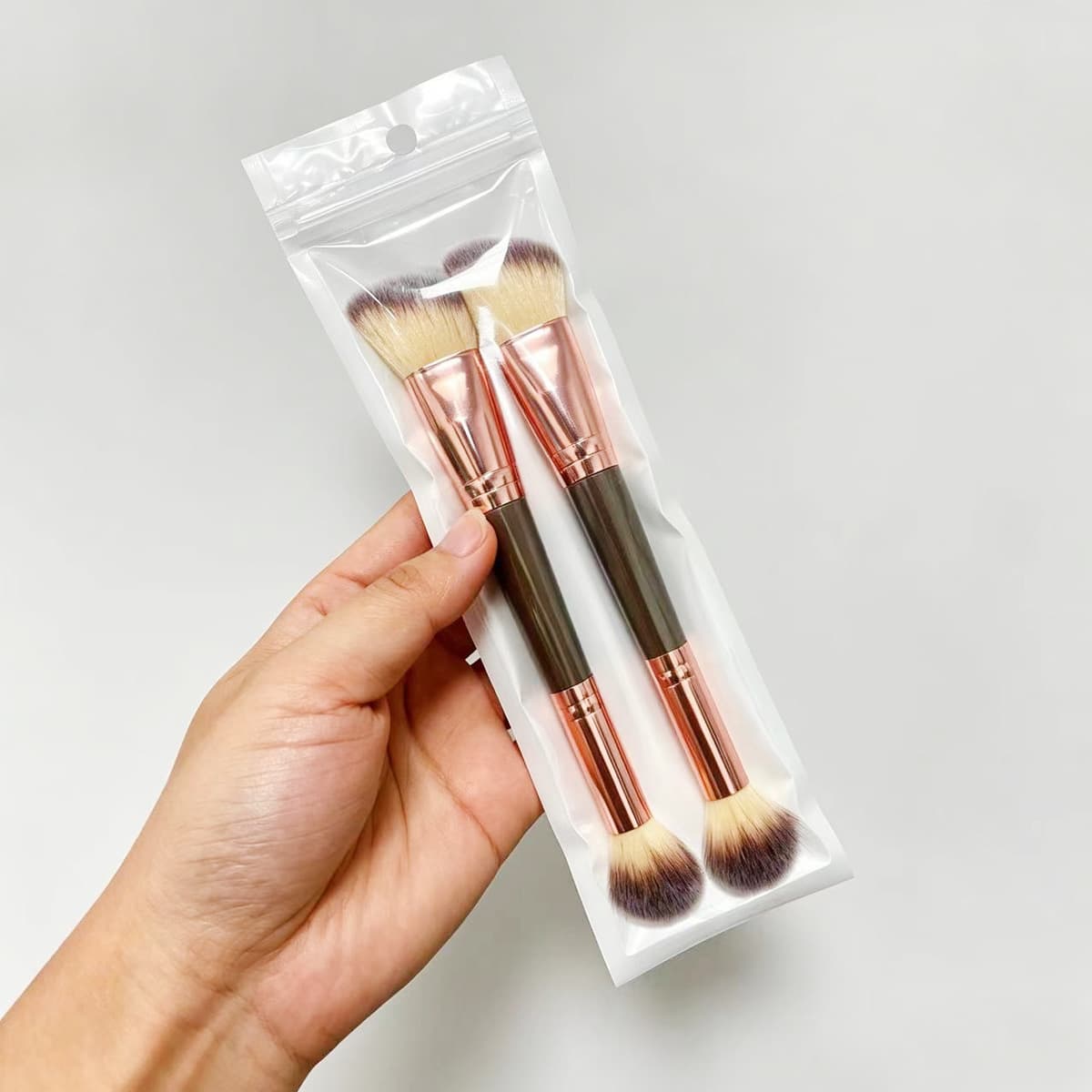 Champagne gold double-ended makeup brush blush brush highlight shadow brush silhouette brush flame rice powder brush remaining powder brush
