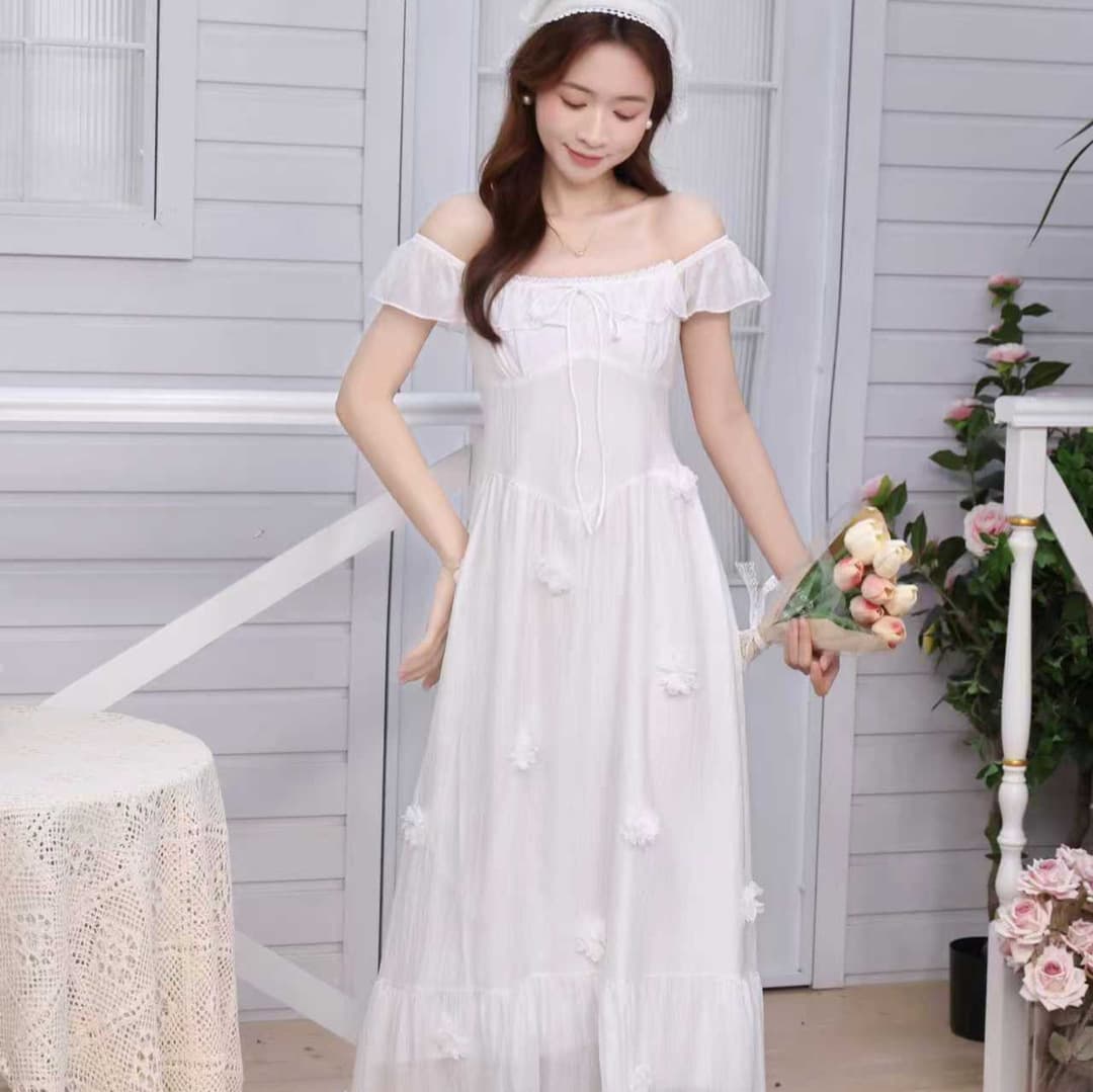 French Off-Shoulder Dress Women Summer New Fresh Floral Embroidered Maxi Dress Gentle Style New Beach Dress