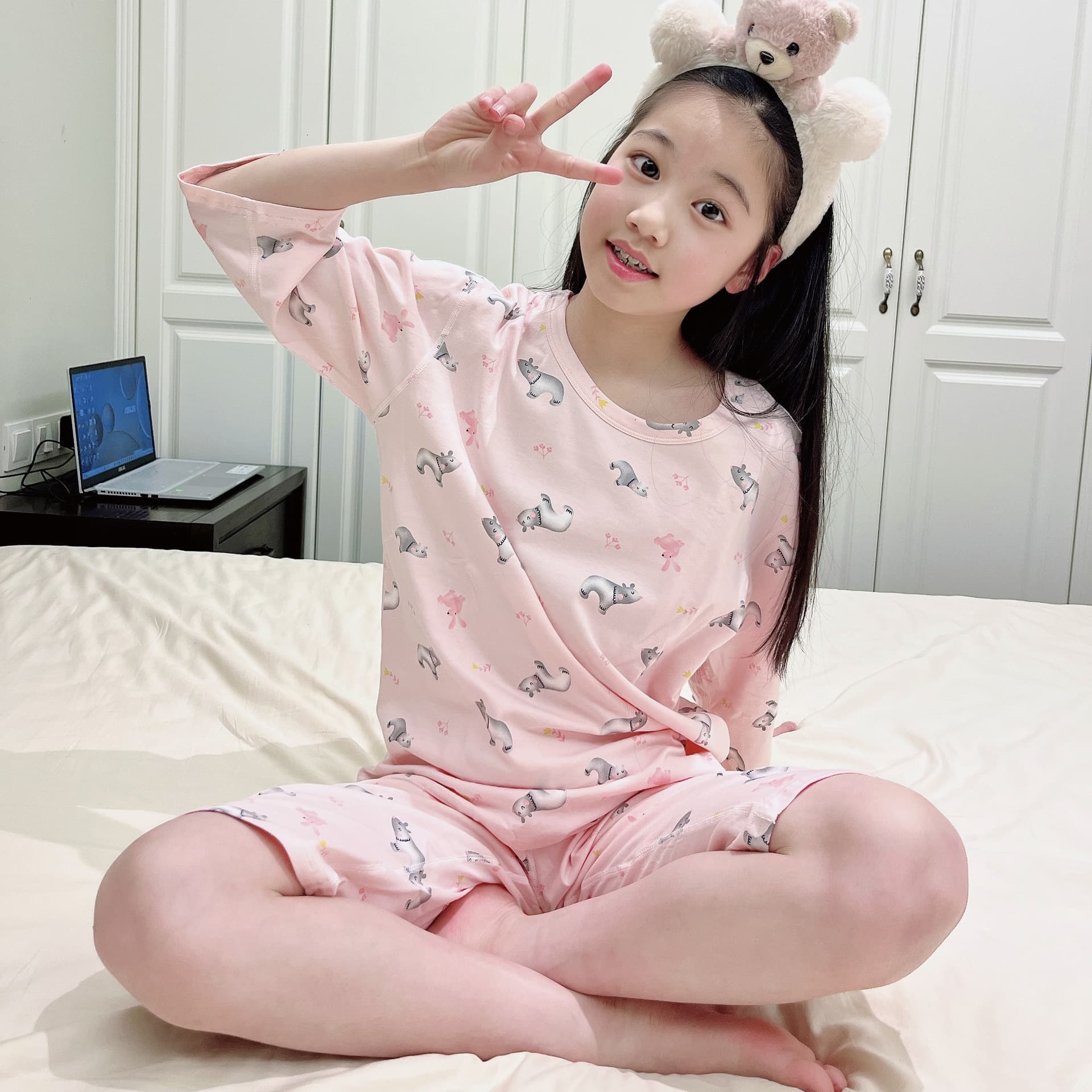Doraibabao home wear 7-quarter sleeve set pajamas thin Lycra cotton type A boneless boys and girls pajamas wholesale