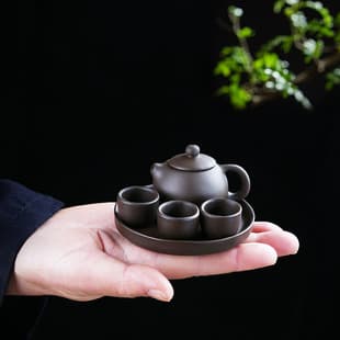 Mini Purple Clay Teapot Finger-Size Tea Pet Smoking Ornament Kids Kung Fu Tea Set with Tea Tray and Cups