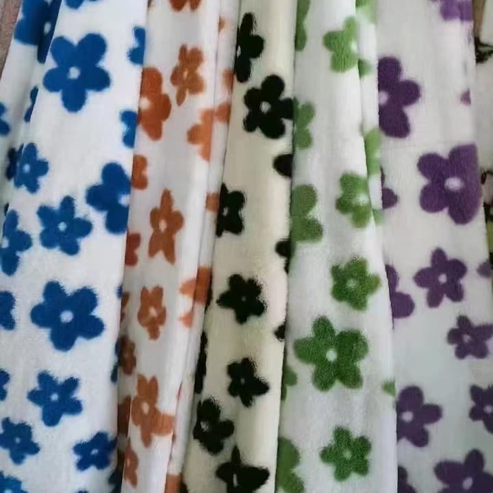 In-stock Rabbit Hair Printed with Plum Blossoms, Rabbit Fur Printed Plush Fabric for Children's Outerwear, Shoes, Hats, and Toys